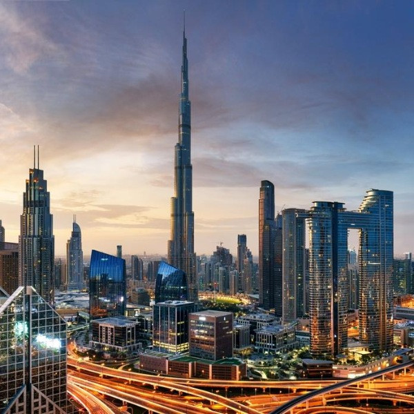 Dubaj, ZAE (Dubaj, Abu Dhabi, Oman, Ras El Kaimah)